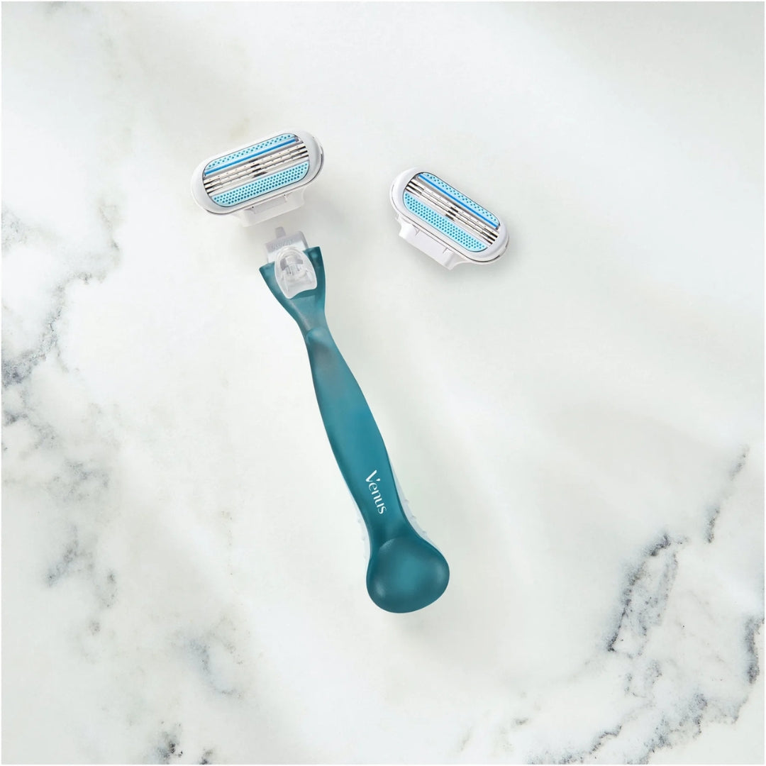 Gillette Venus Smooth Razor with 3 Blades
