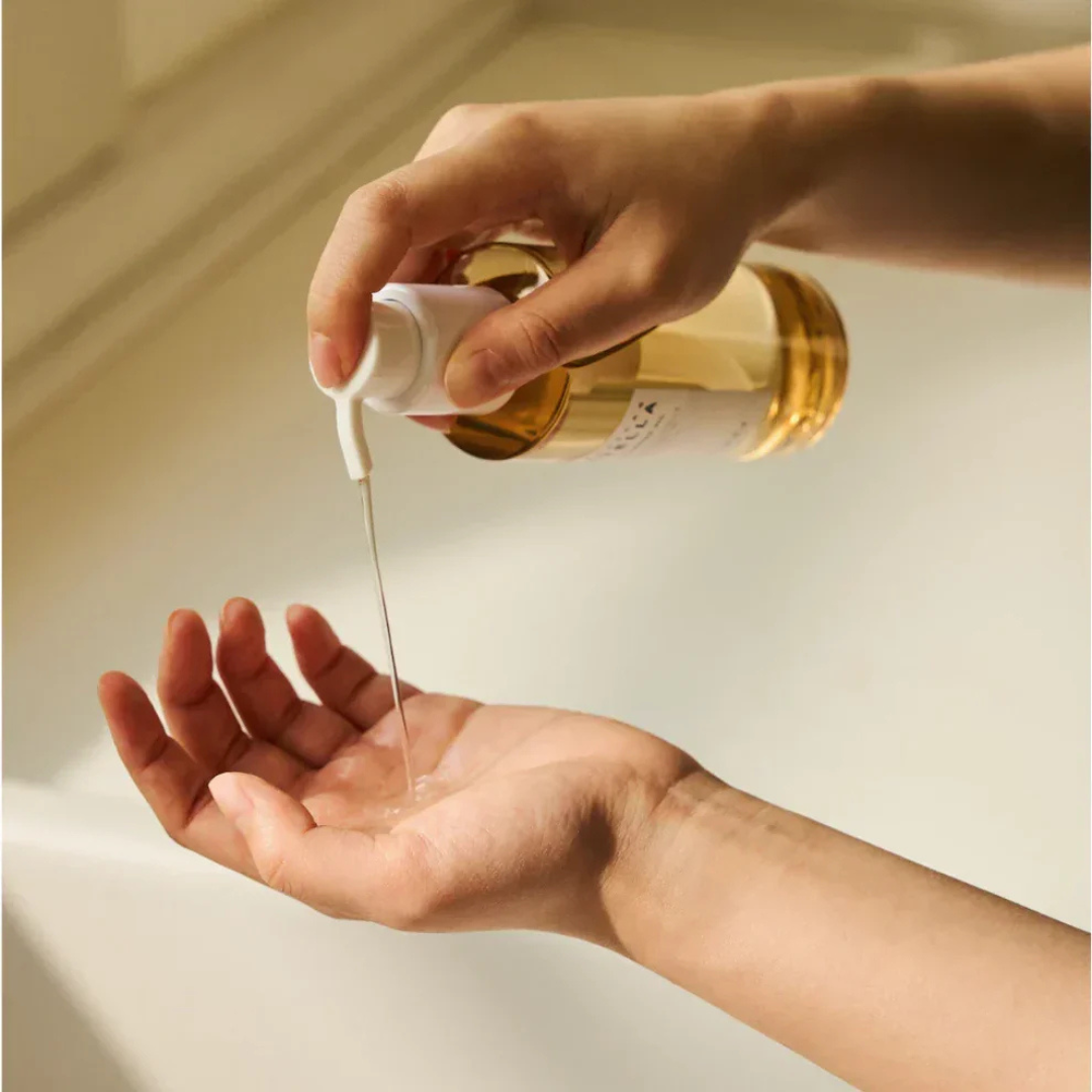 SKIN1004 Centella Light Cleansing Oil (200ml)