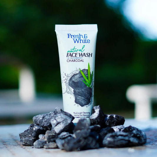 Fresh & White Natural Face Wash Charcoal (75ml)